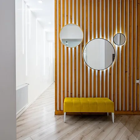 Avangard Kulisha 16 Apartment *